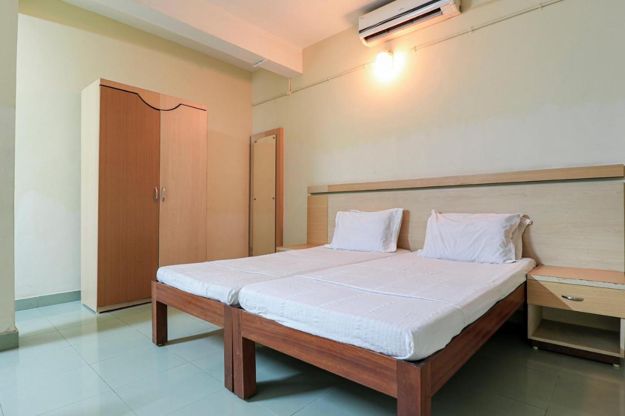 Spot On 60610 Malabar Tourist Home Kannur Exterior photo